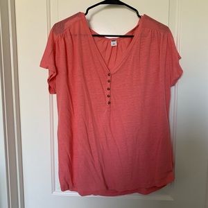 Loose v-neck linen blend Henley tee